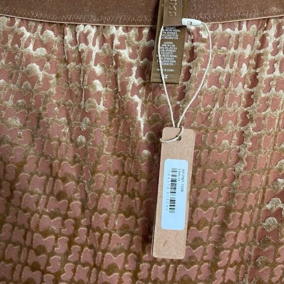 Skims Velvet Flare Logo Legging - Chai - 4x - NWT - Picture 3 of 5